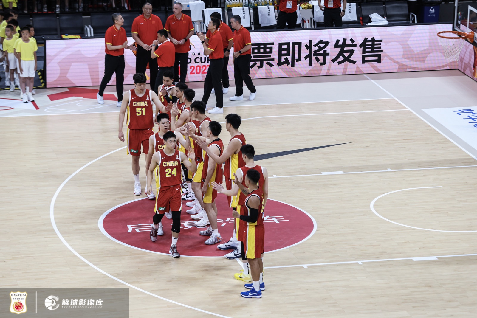 世亚预-中国男篮19分负日本出线告急 胡金秋15分难救主 霍金森27分