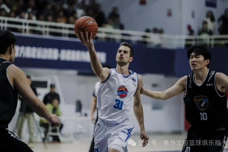 河南焦作文投放弃五外援续约权 霍尔德等即战力离队