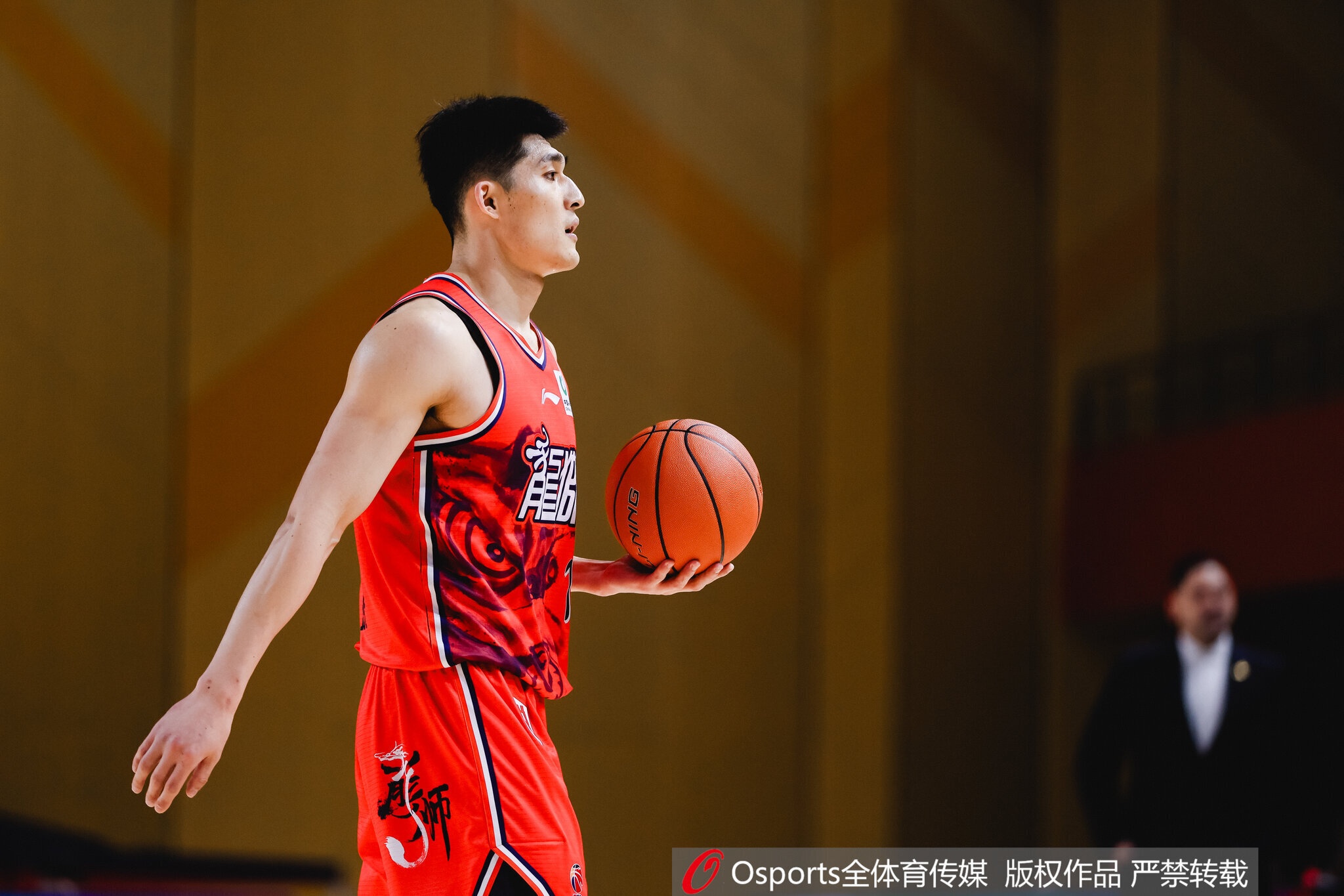 李祥波转会贵州猛龙基本达成一致,CBA内线重返NBL 李祥波转会贵州猛龙基本达成一致,CBA内线重返NBL