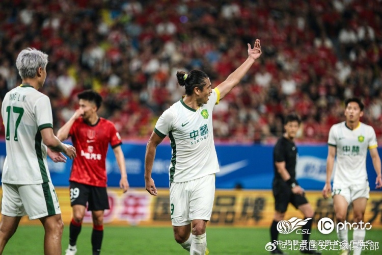 张玉宁双响追平队史联赛进球纪录，国安2-2客平蓉城遭补时绝平