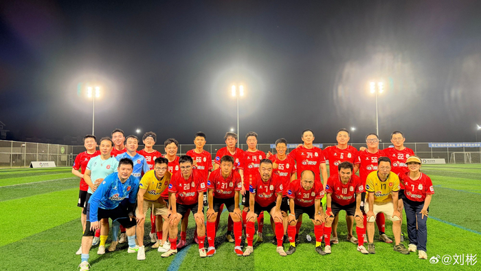 2026海淀厂超四分之一决赛：新浪1比2被贝壳逆转，单刀中柱+越位争议出局