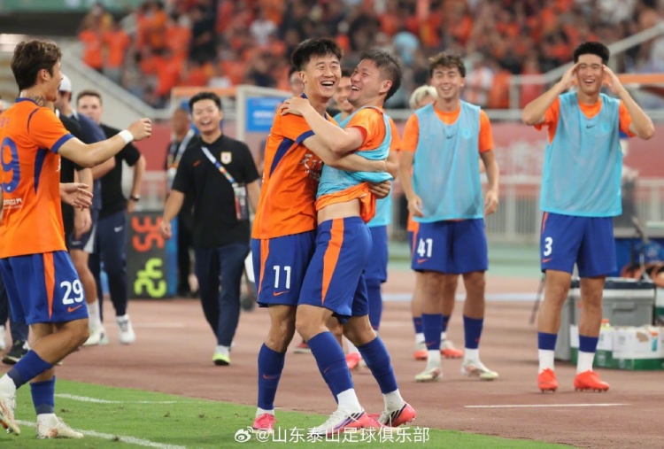 山东泰山主场3-1青岛海牛,拿下齐鲁德比 山东泰山主场3-1青岛海牛,拿下齐鲁德比