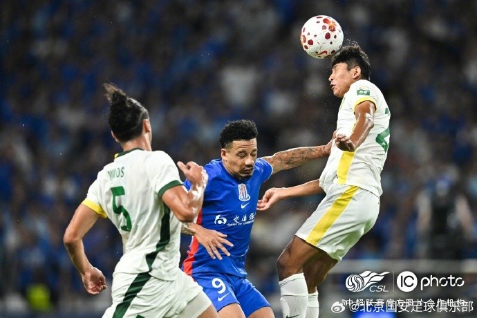 北京国安客场3-0完胜上海申花 侯森多次扑救