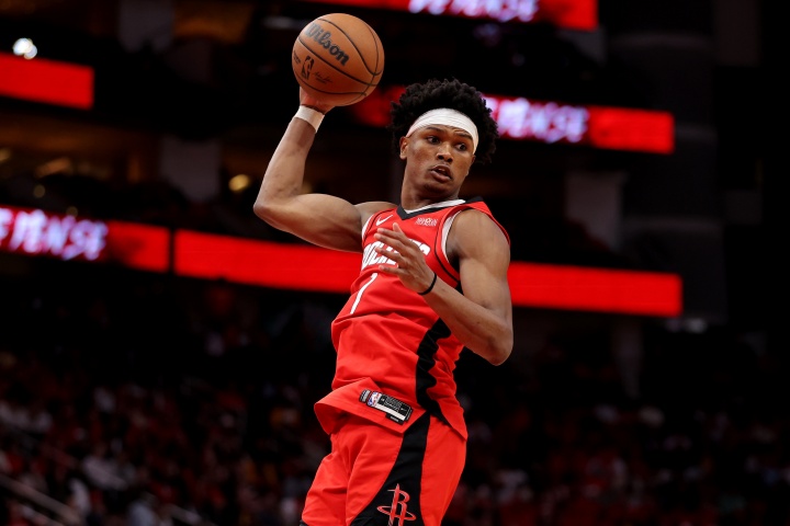 阿门·汤普森天赋异禀 攻防一体 5年2.08亿能留住已是高性价比 阿门·汤普森天赋异禀 攻防一体 5年2.08亿能留住已是高性价比