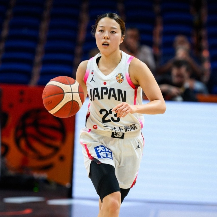 媒体人：日本女篮真整不过匈牙利 体型吃大亏的情况下三分也没开